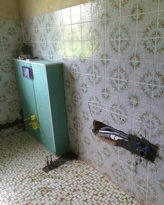 Badezimmer vor der Modernisierung